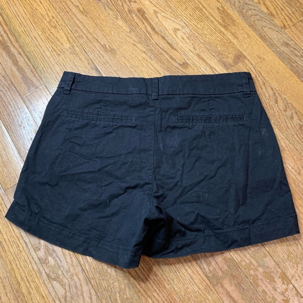 Old Navy Everyday Shorts | Black Chino Mid-Rise Twill - Size 8 - Picture 2 of 8